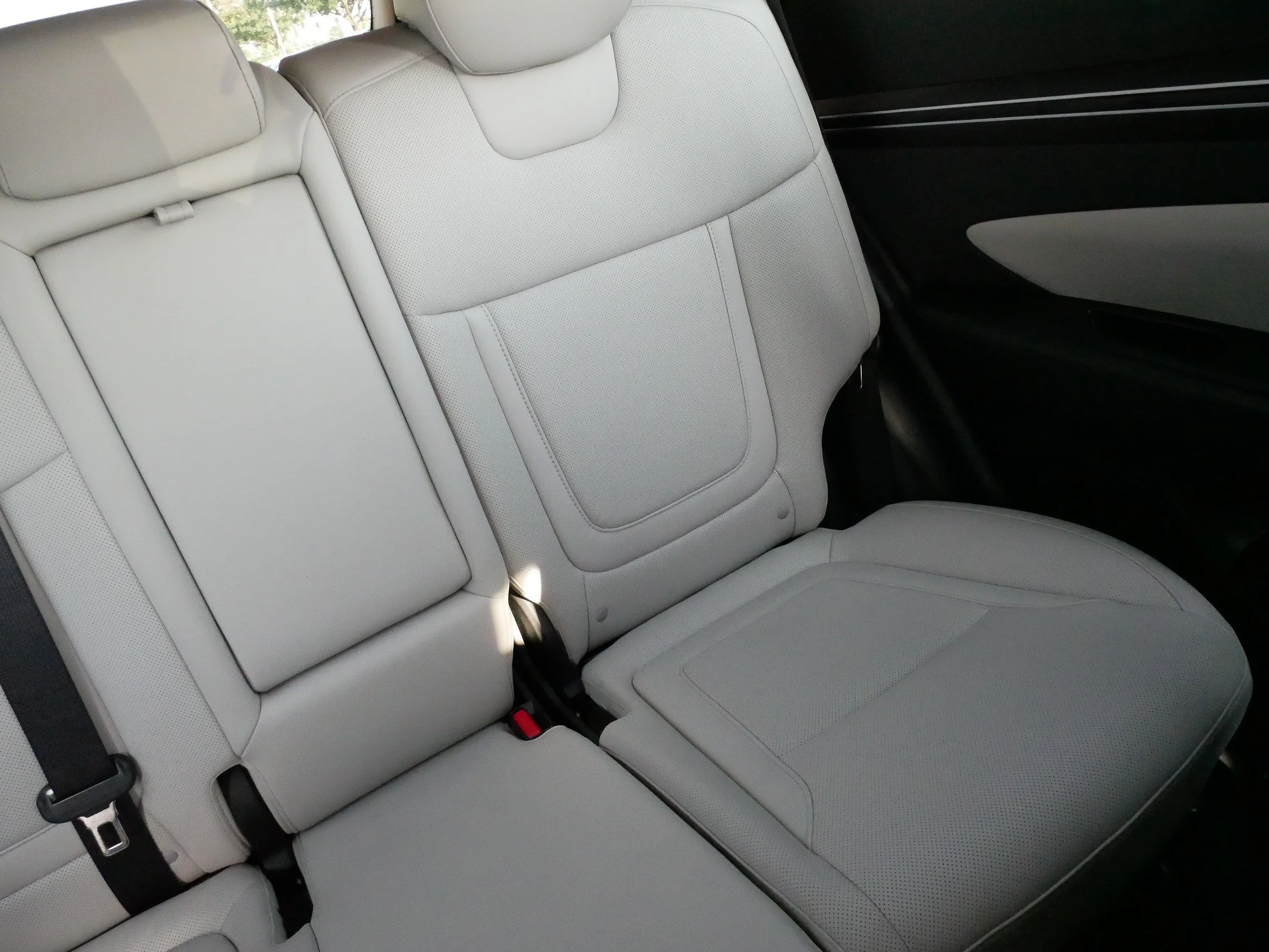 Used 2023 Intense Blue Hyundai SEL image 14