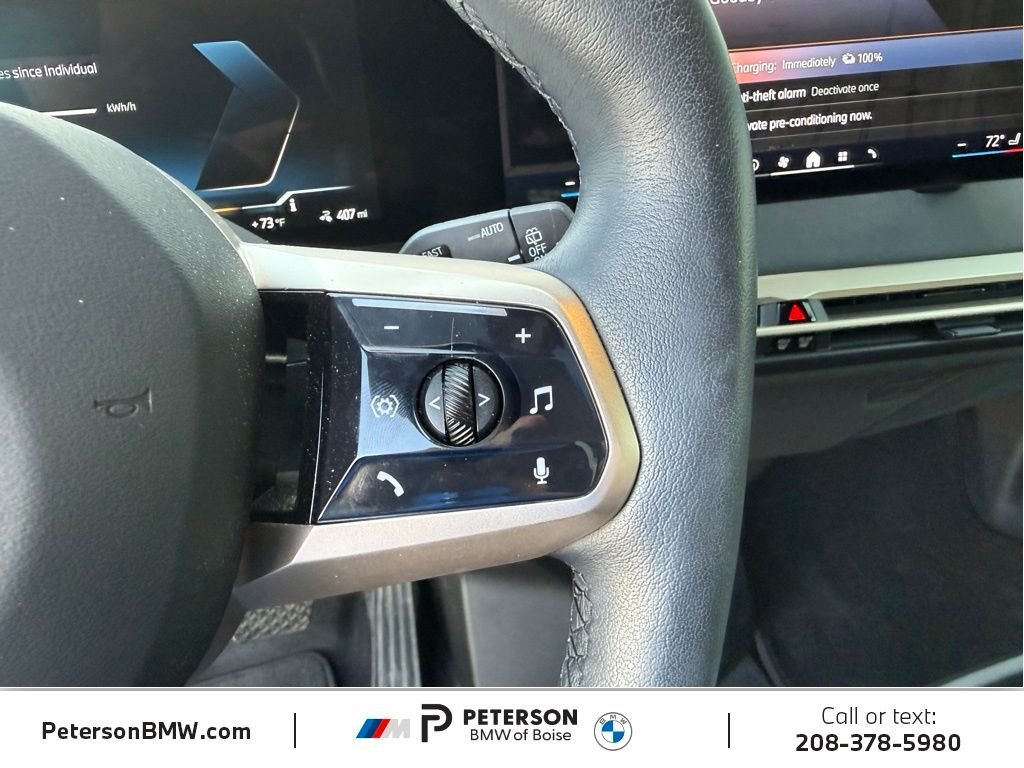 Used 2024 Gray BMW xDrive50 image 33