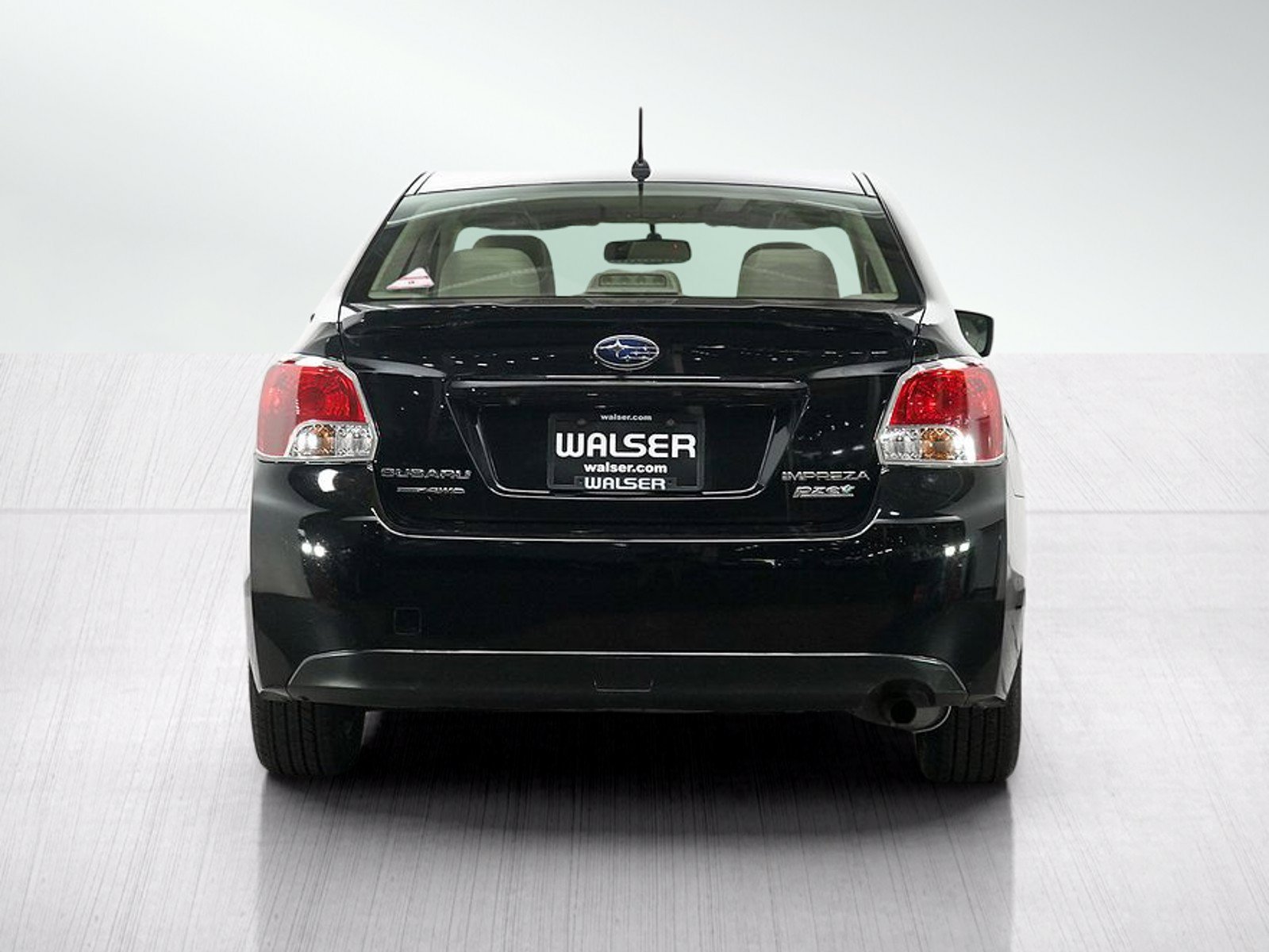 Used 2016 Crystal Black Silica Subaru 4dr CVT 2.0i Premium image 4