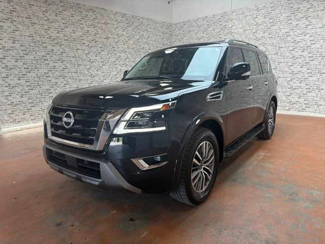 Used 2023 Super Black Nissan SL image 3