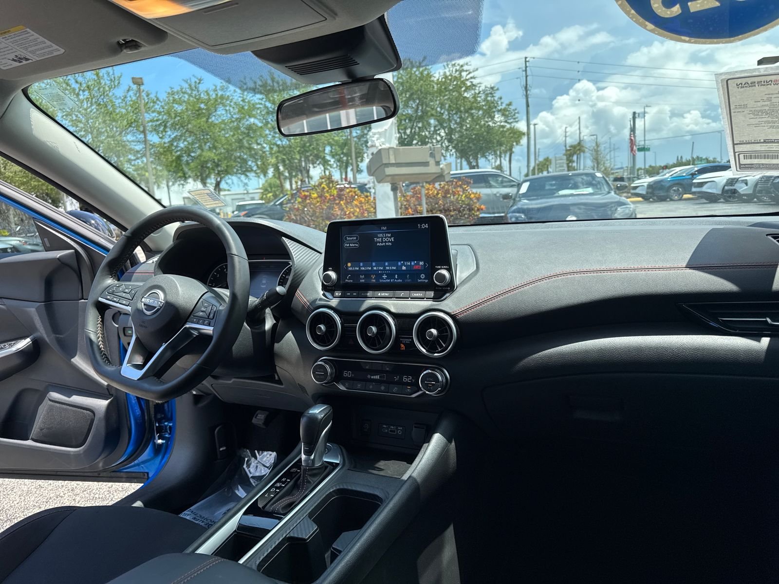 Used 2025 Electric Blue Metallic Nissan SR image 37