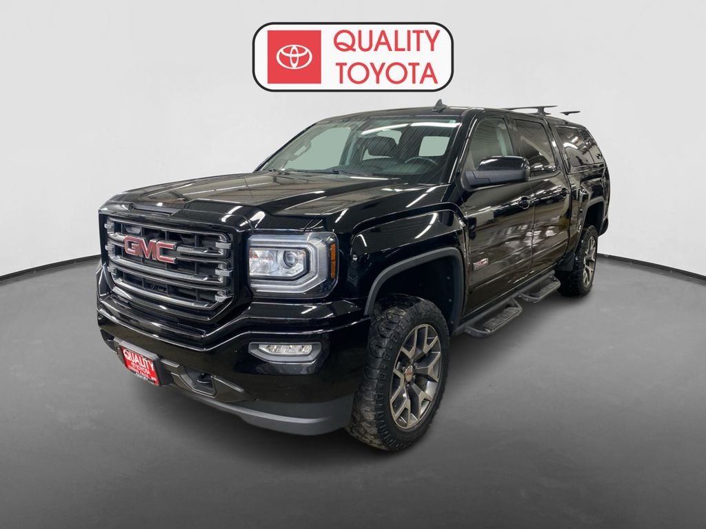 2017 GMC Sierra 4WD Crew Cab Short Box SLT's photo