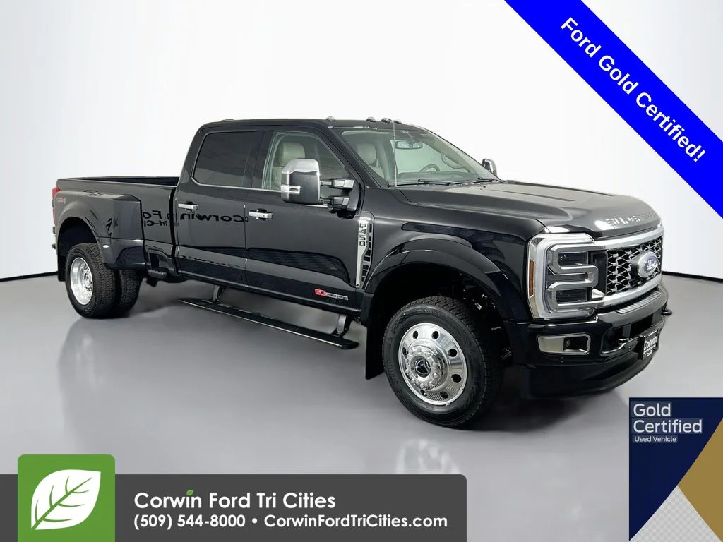 2025 Ford F-450 Platinum 4x4 Crew Cab 8' Box DRW's photo
