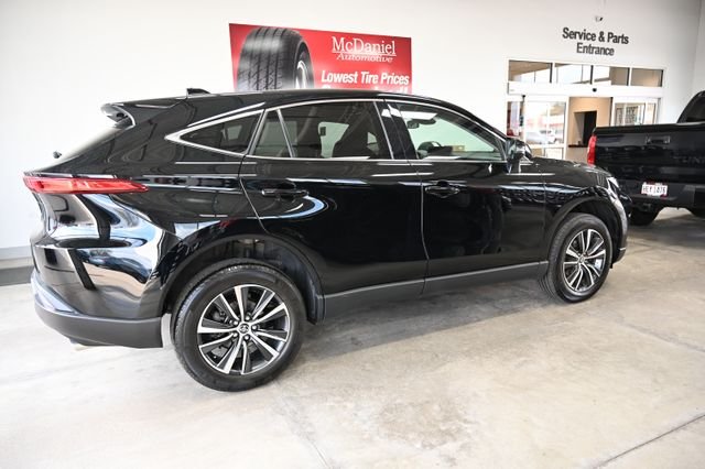 2023 Toyota Venza LE - Photo 5