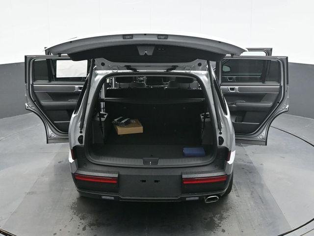 New 2027 Silver Hyundai SEL AWD image 27