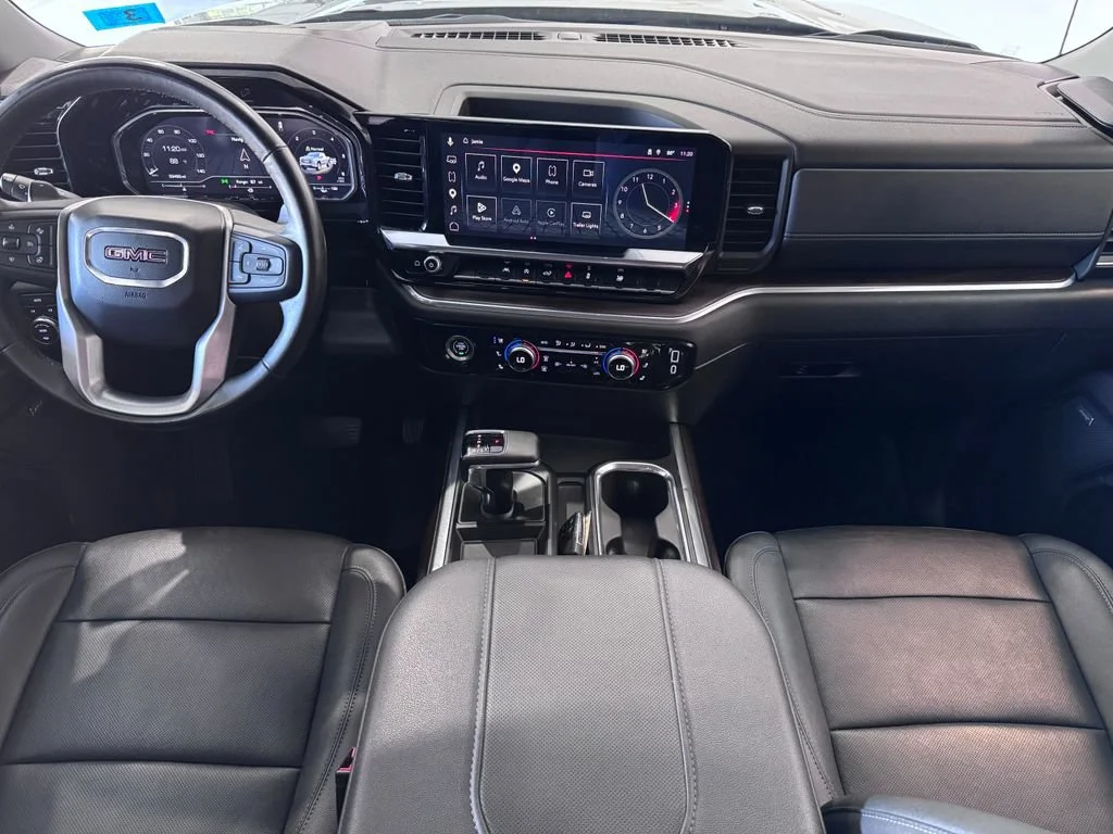 2023 GMC Sierra 1500 SLT - Photo 11