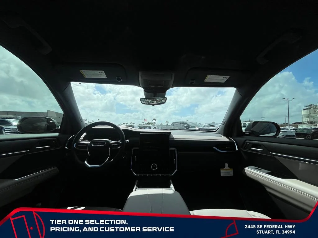 New 2026 Summit White GMC Elevation image 15