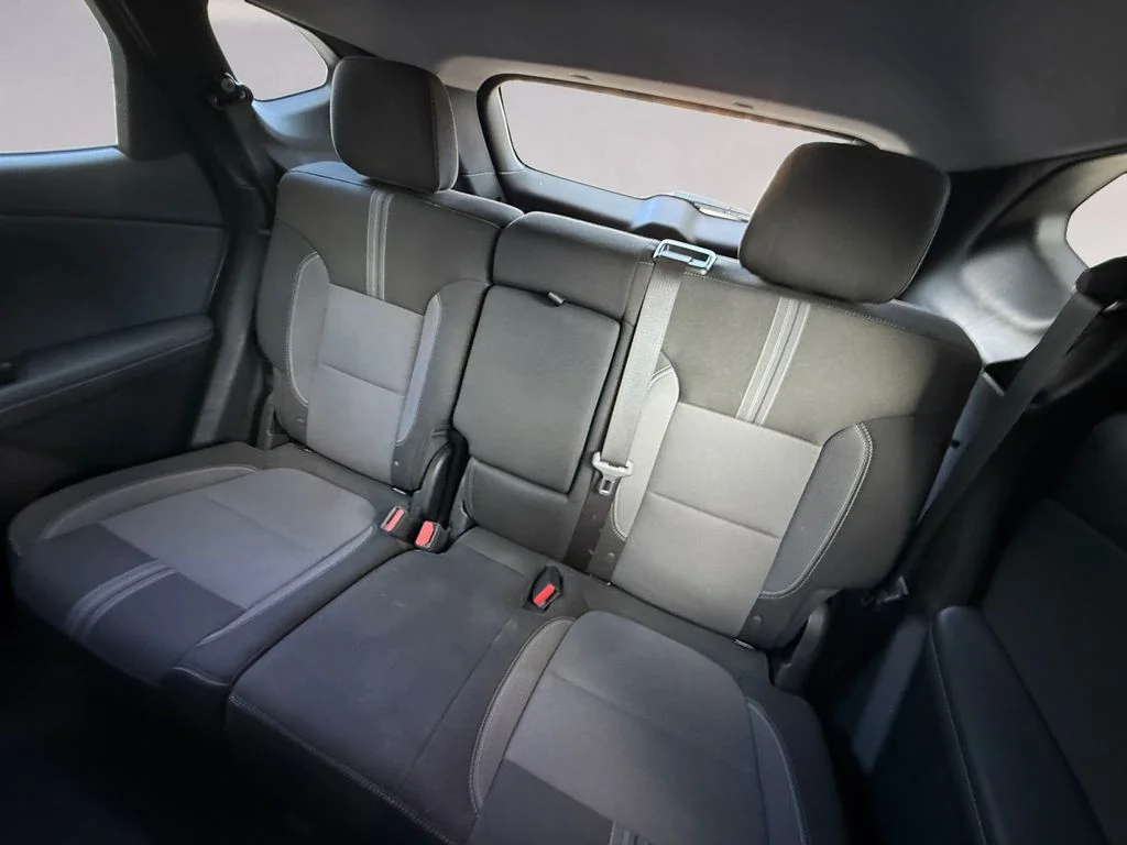 Used 2025 White Chevrolet LT image 16