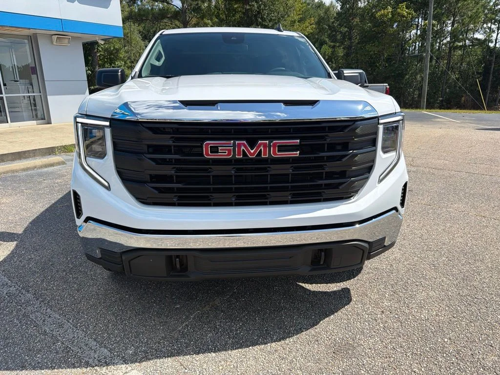 New 2026 Summit White GMC Pro image 8