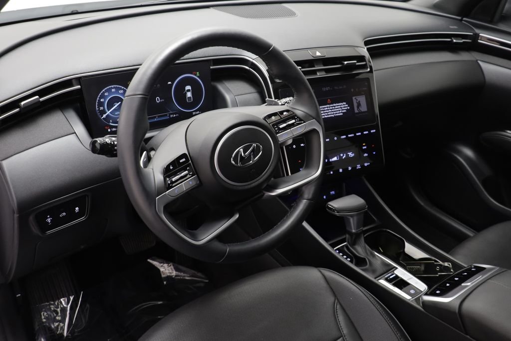 Used 2022 Ice White Hyundai Limited image 6