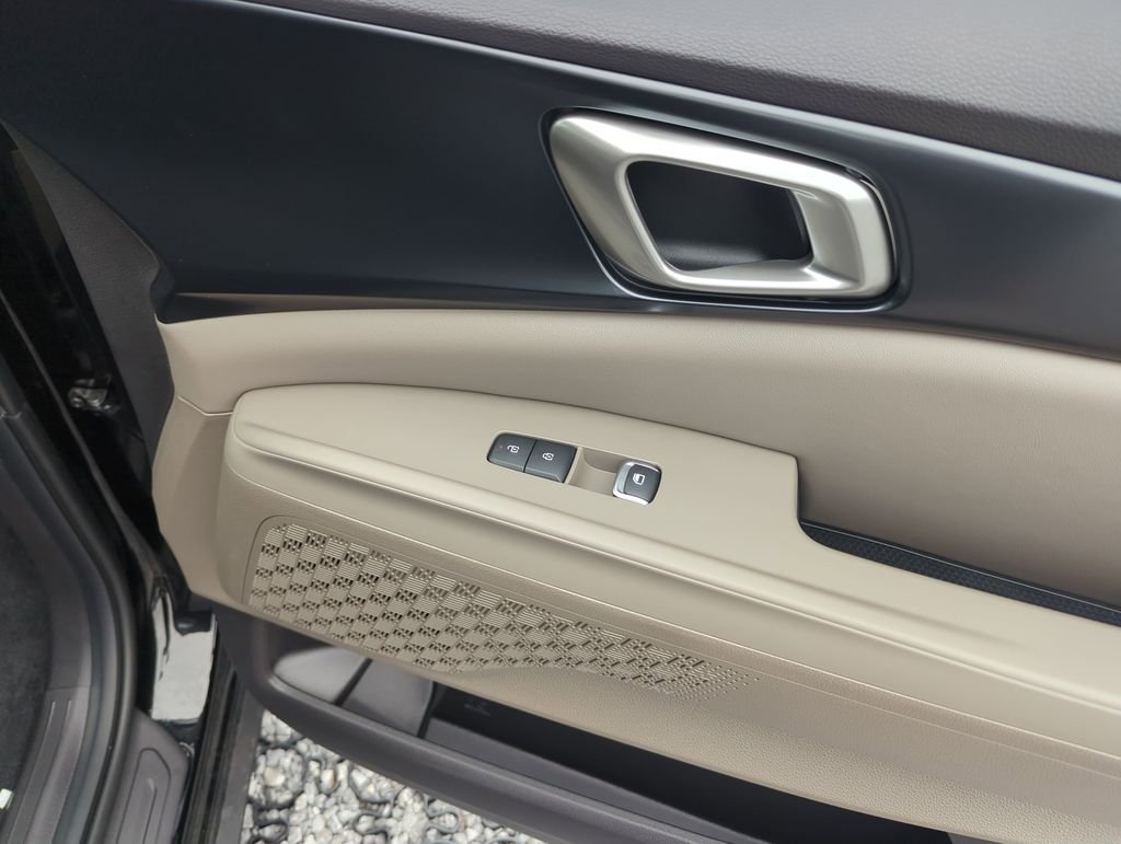 New 2026 Aurora Black Pearl Kia LXS image 31