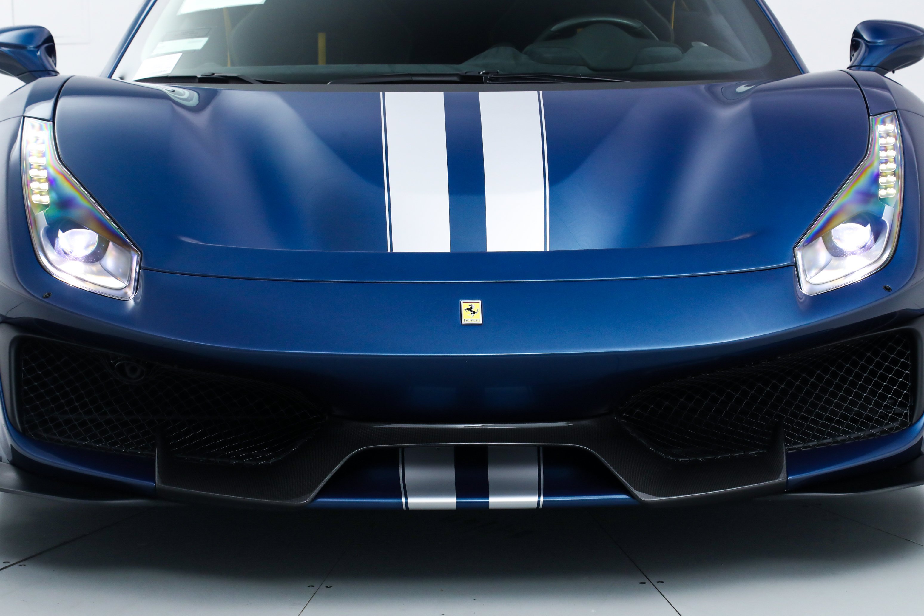 Used 2019 Blue Ferrari  image 12