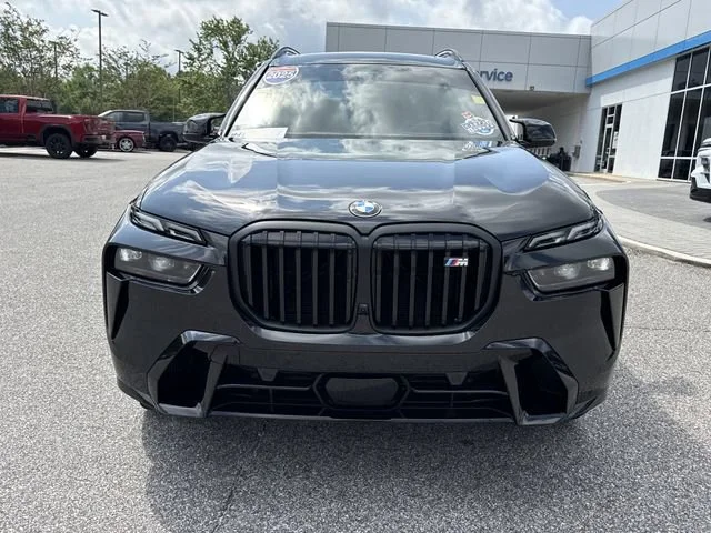 Used 2025 Black Sapphire Me BMW M60i image 8