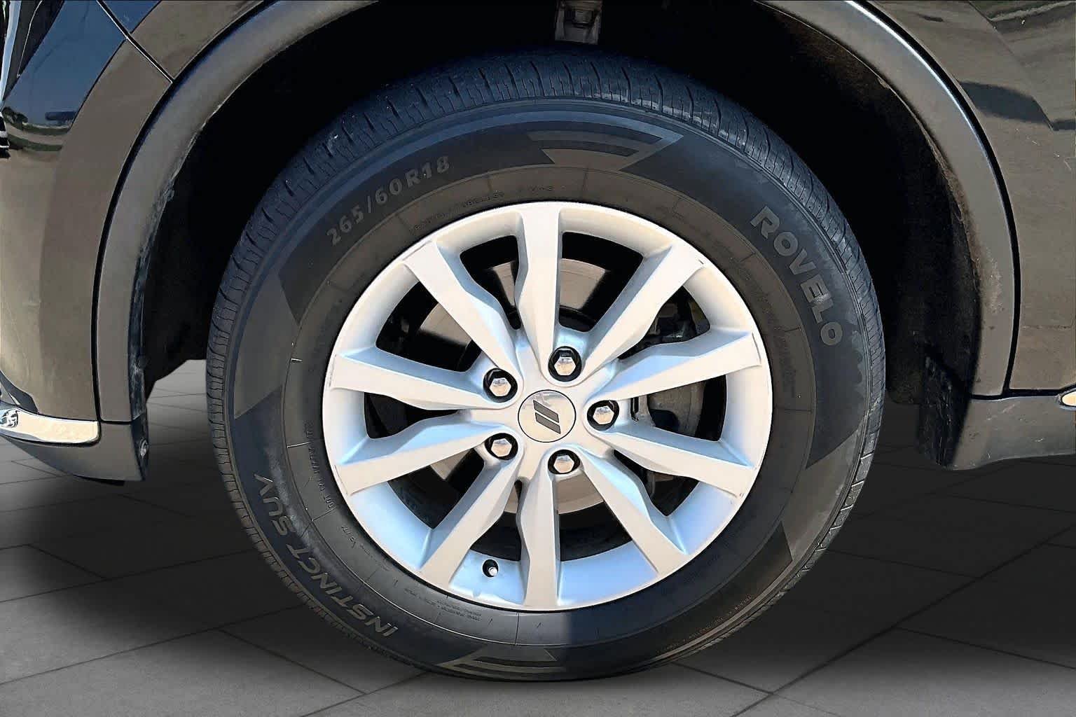 Used 2020 DB Black Clearcoat Dodge SXT image 8