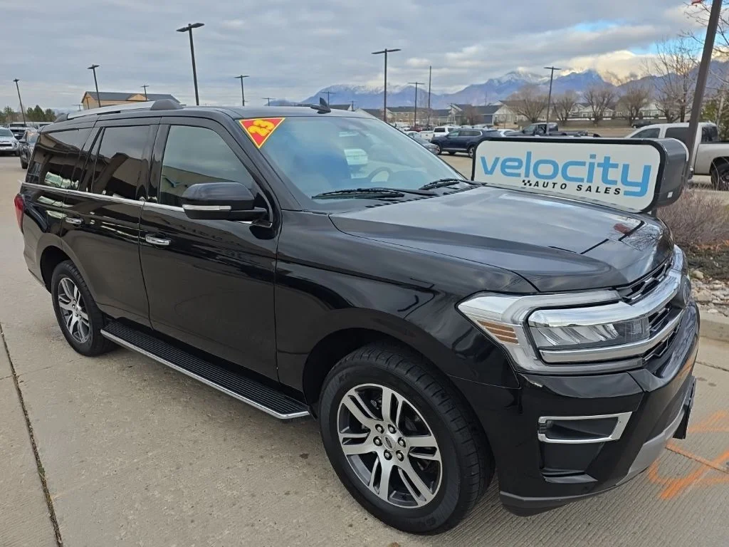 2023 Ford Expedition Limited 4X4's photo