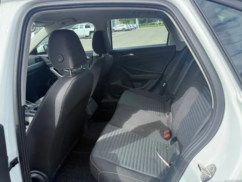 Used 2024 White Volkswagen 1.5T S image 4