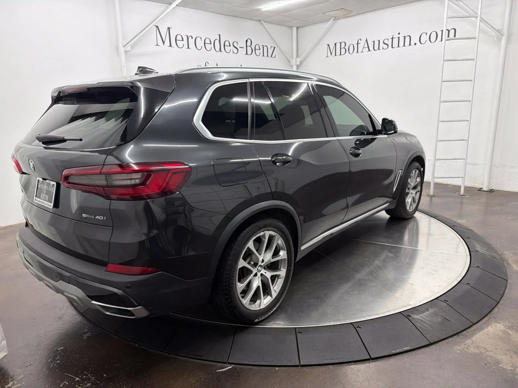 Used 2020 Gray BMW sDrive40i image 7