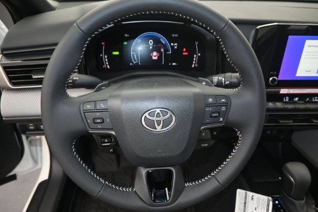 New 2027 Ice Cap Toyota SE image 5