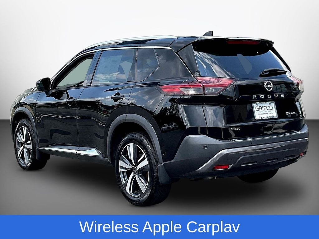 Used 2023 Black Nissan SL image 5