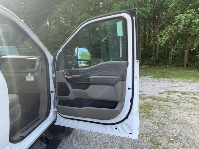 New 2026 White Ford F-350® Platinum® image 15
