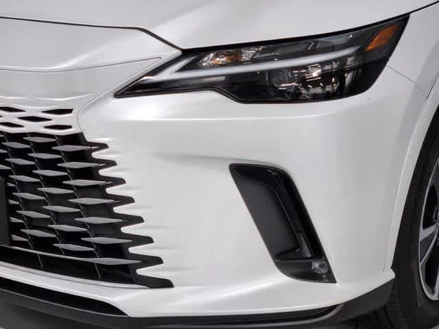 Used 2023 Eminent White Pearl Lexus  image 12