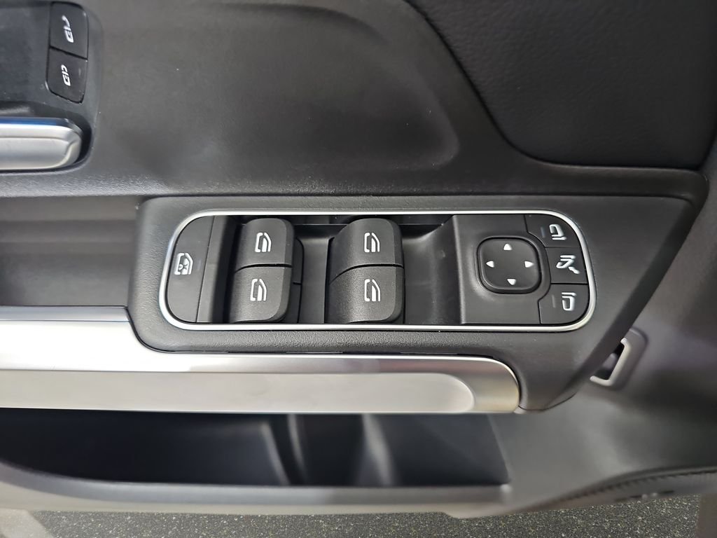 2026 Mercedes-Benz GLB GLB 250 - Photo 31