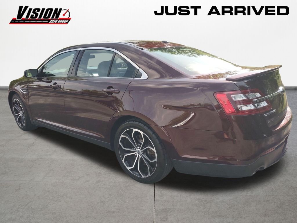Used 2018 Red Ford SHO image 3