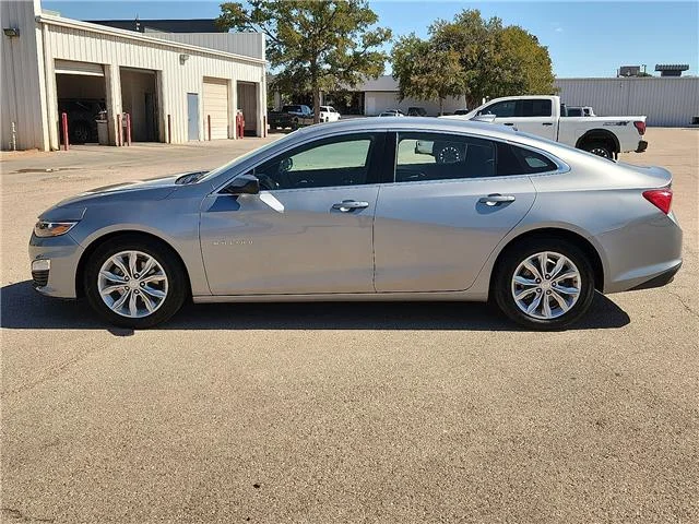 Used 2025 Gray Chevrolet 1LT image 2