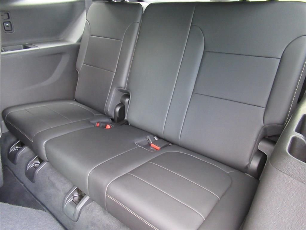 Used 2023 White Chevrolet LT Leather image 37