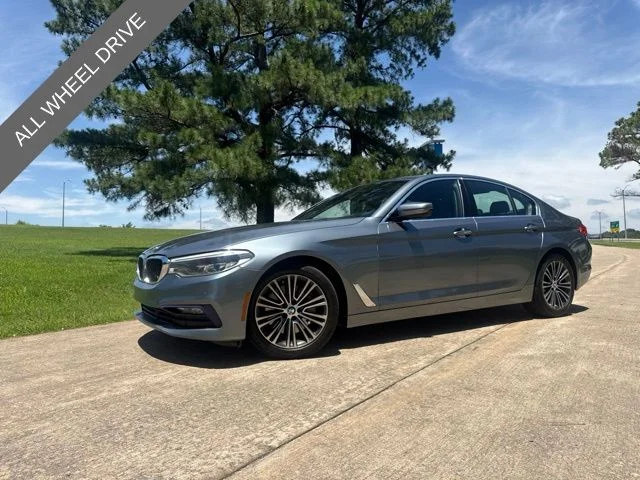 Used 2017 Blue BMW 530i xDrive image 5