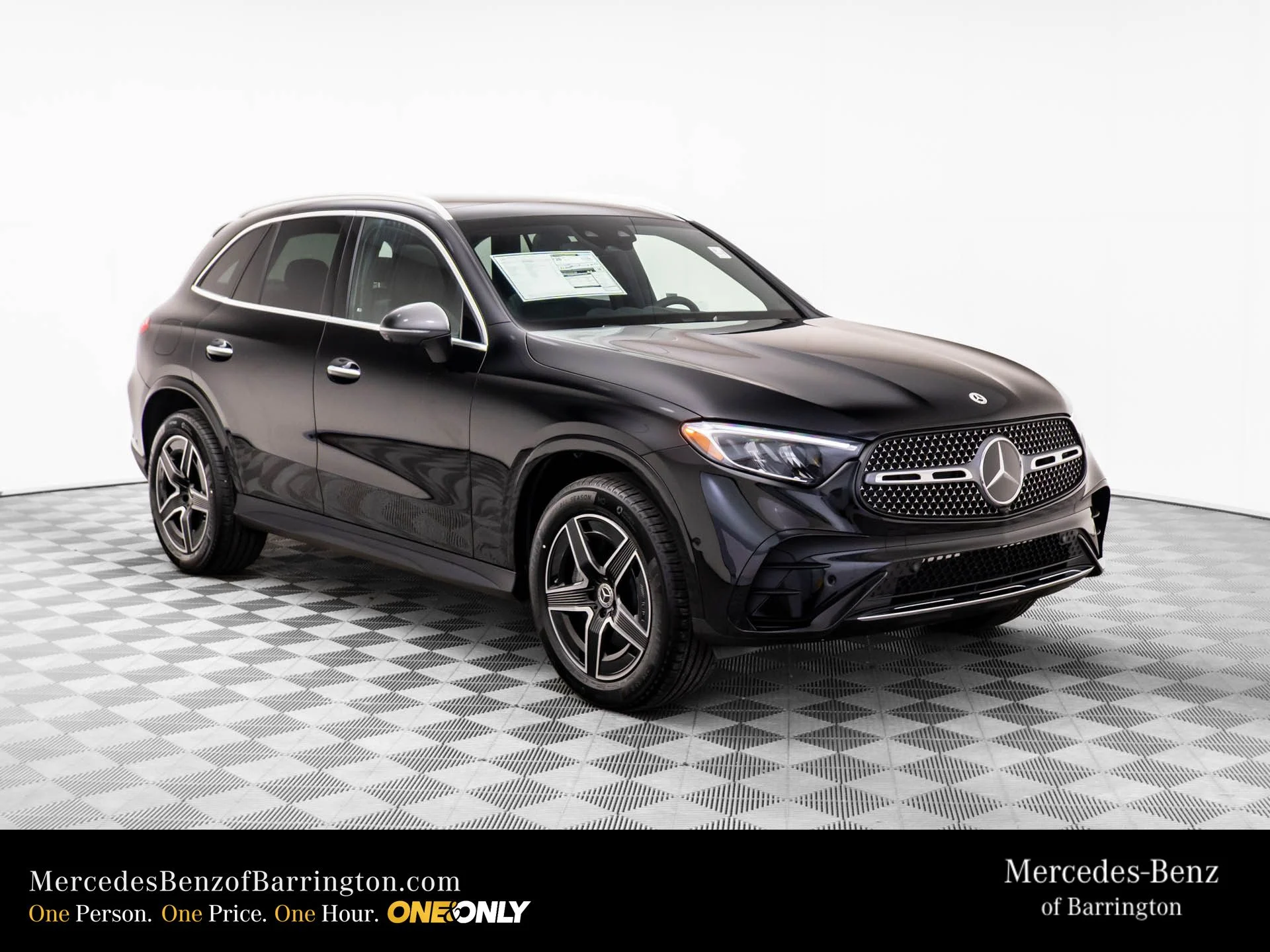 New 2026 Black Mercedes-Benz GLC 300 image 8