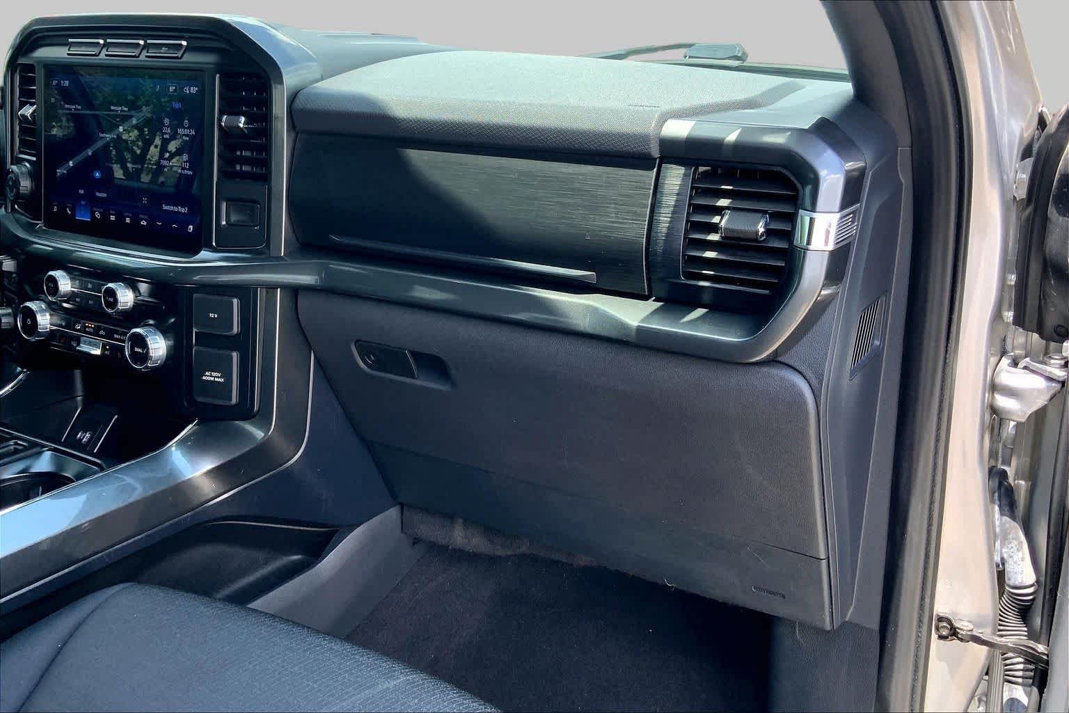 Used 2023 Iconic Silver Ford XLT image 19