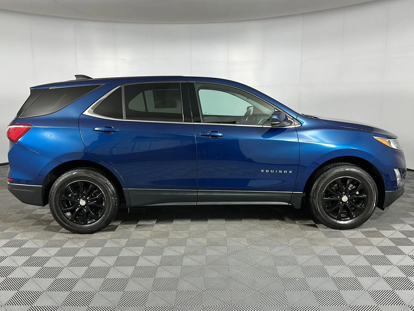 Used 2020 Pacific Blue Metallic Chevrolet LT image 30