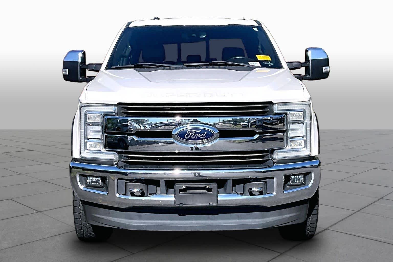 Used 2017 White Platinum Metallic Tri-Coat/Caribou Ford King Ranch image 3
