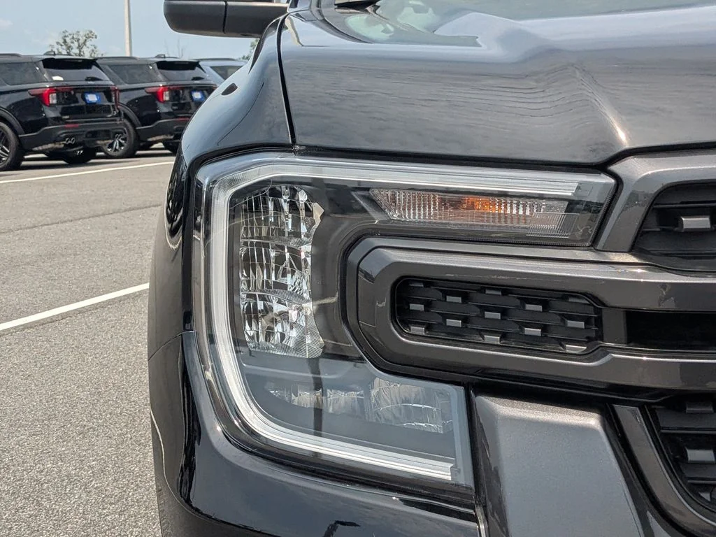 New 2026 Shadow Black Ford XLT image 11