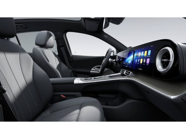 New 2027 Polar White Mercedes-Benz GLC 400 image 5