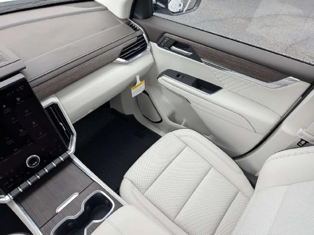 New 2027 Glacier White Tricoat GMC Denali image 19