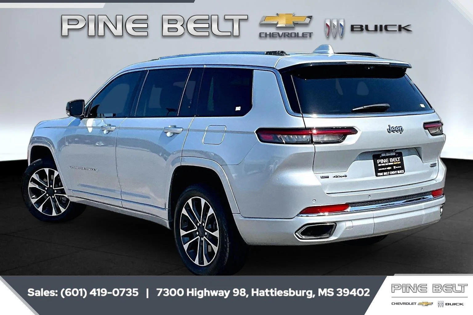 Used 2021 Silver Zynith Jeep Overland image 2