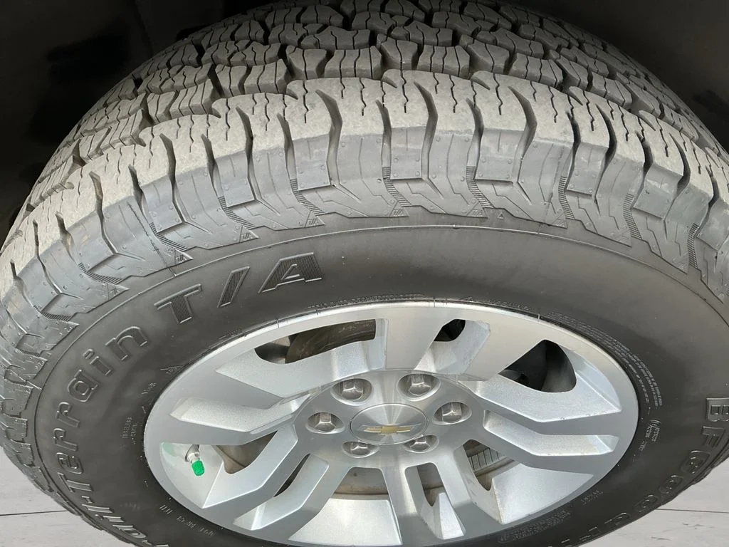 Used 2019 Black Chevrolet LT image 9