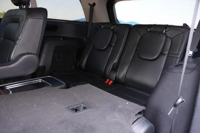 Used 2020 White Lincoln Reserve image 21