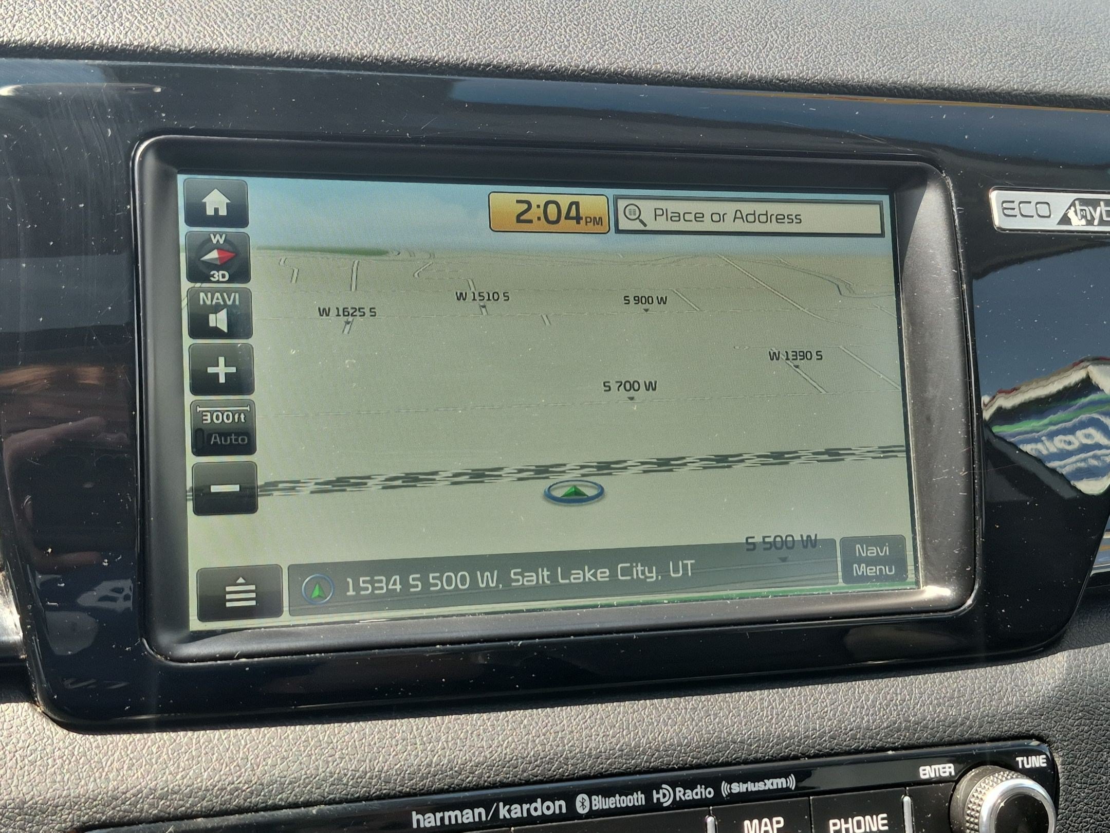 Used 2018 Silky Silver Kia Touring image 19