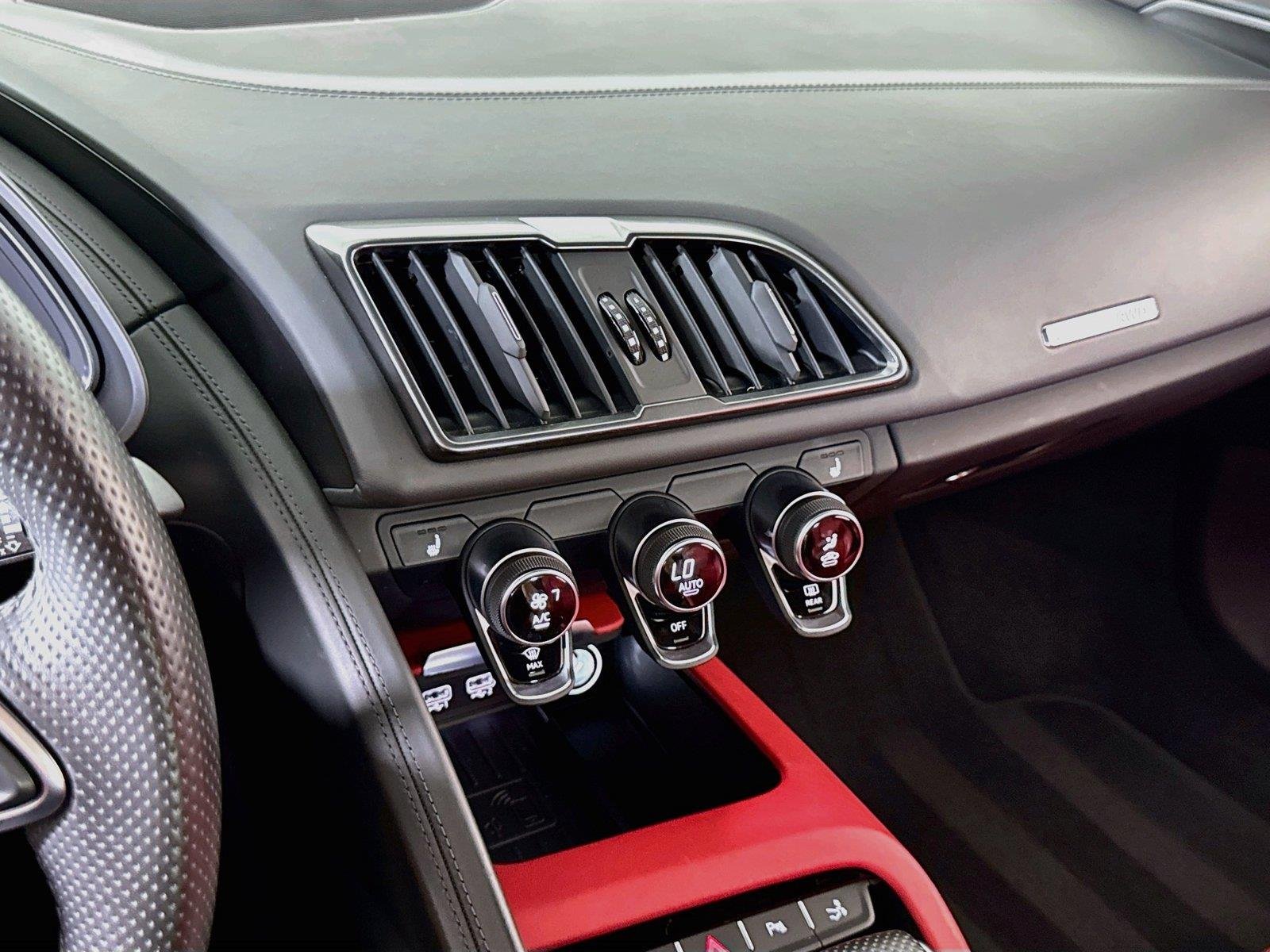 Used 2021 Suzuka Gray Metallic Audi 5.2 V10 | Carbon Ext Pkg | Diamond Stitched Int | Premium Pkg image 18