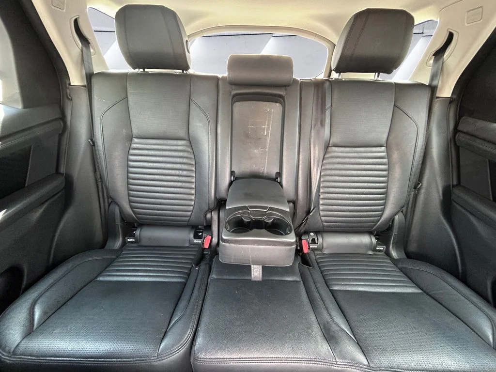 Used 2022  Land Rover S image 18