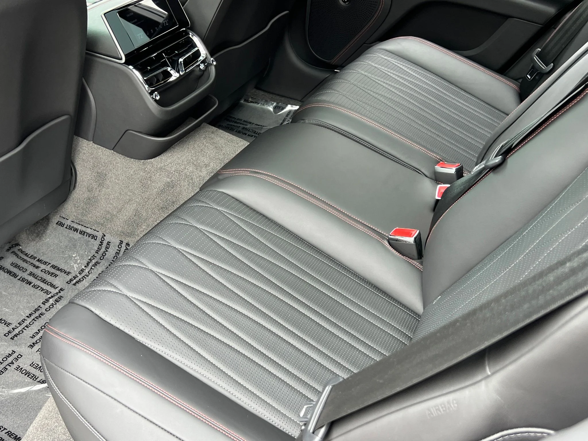 Used 2022 Black Bentley V8 image 20