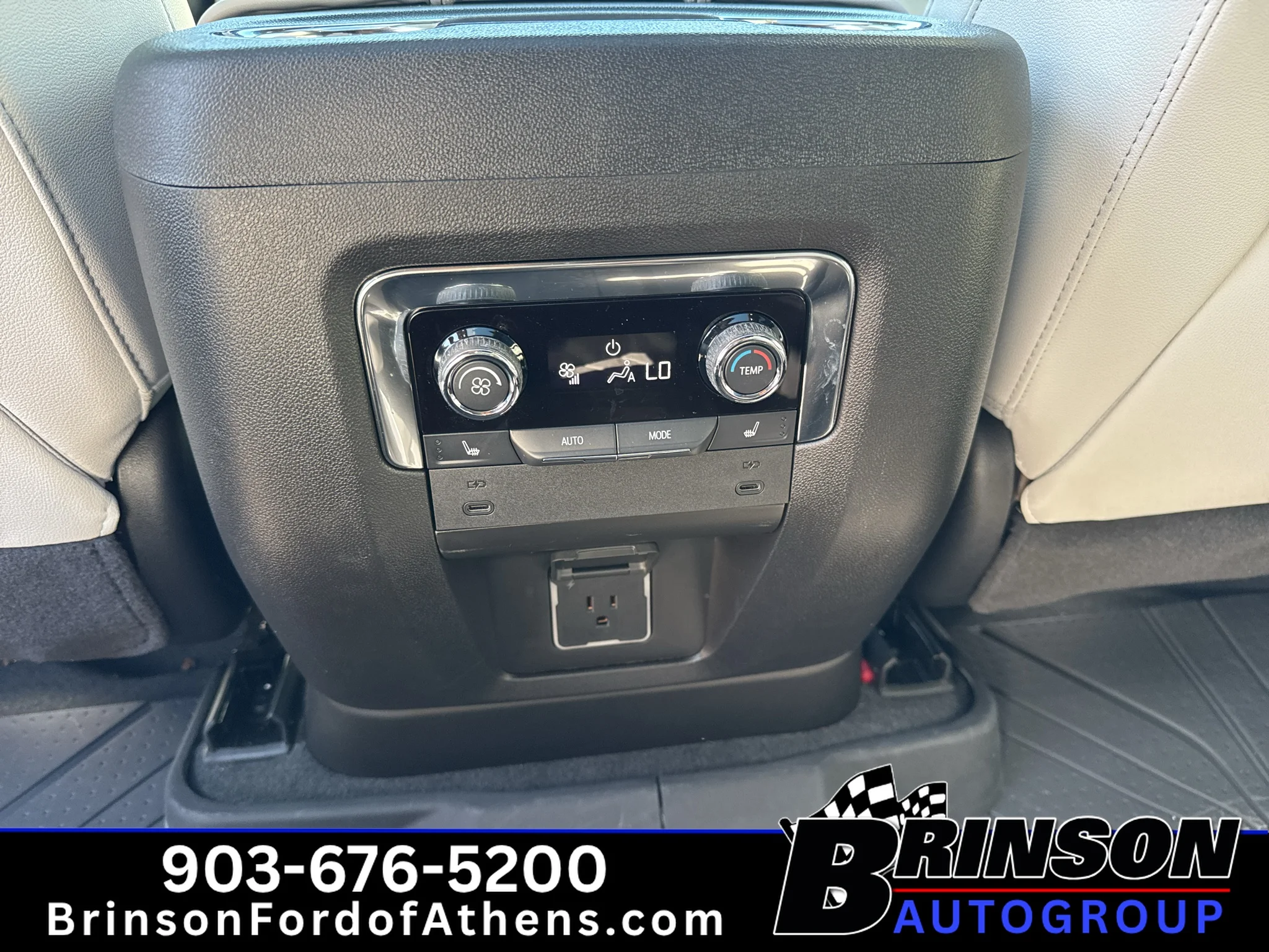 Used 2025 Iridescent Pearl Tricoat Chevrolet Premier image 14