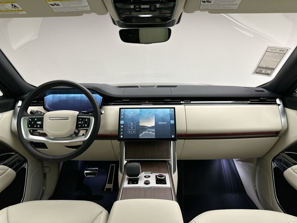 New 2027 Santorini Black Land Rover SE image 8