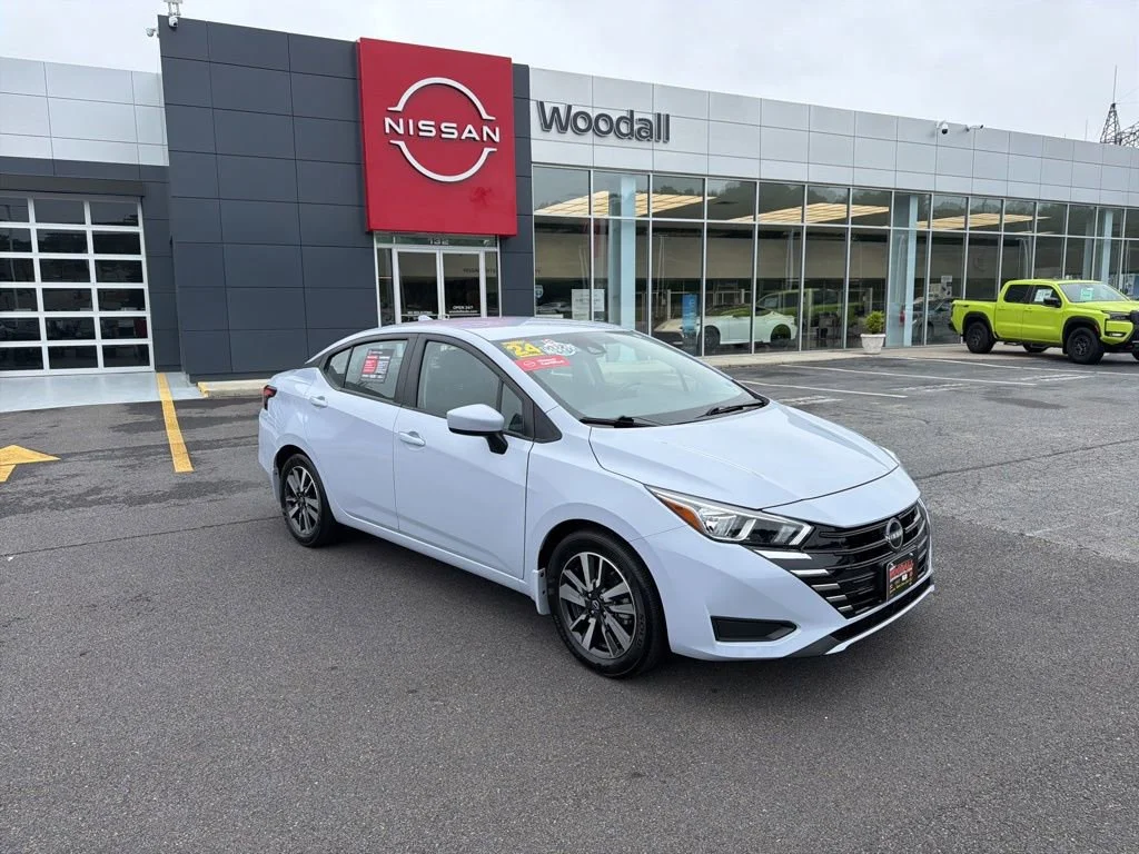 2024 Nissan Versa 1.6 SV CVT's photo