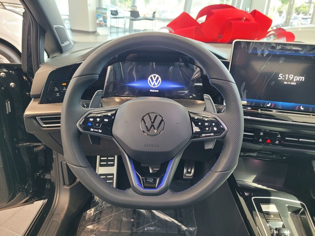 2025 Volkswagen Golf R R - Photo 16