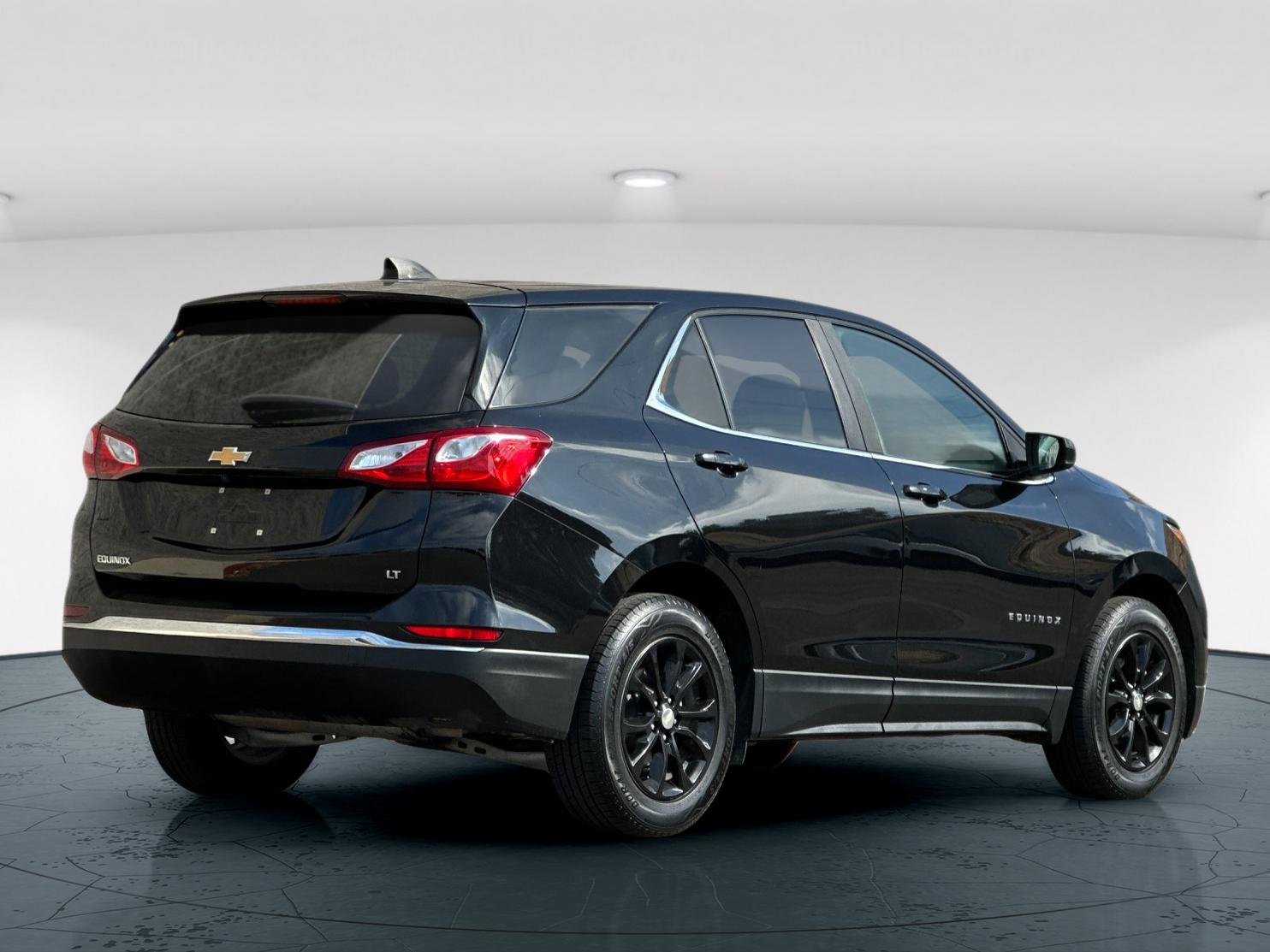 Used 2021 Black Metallic Chevrolet LT 4D Sport Utility image 6
