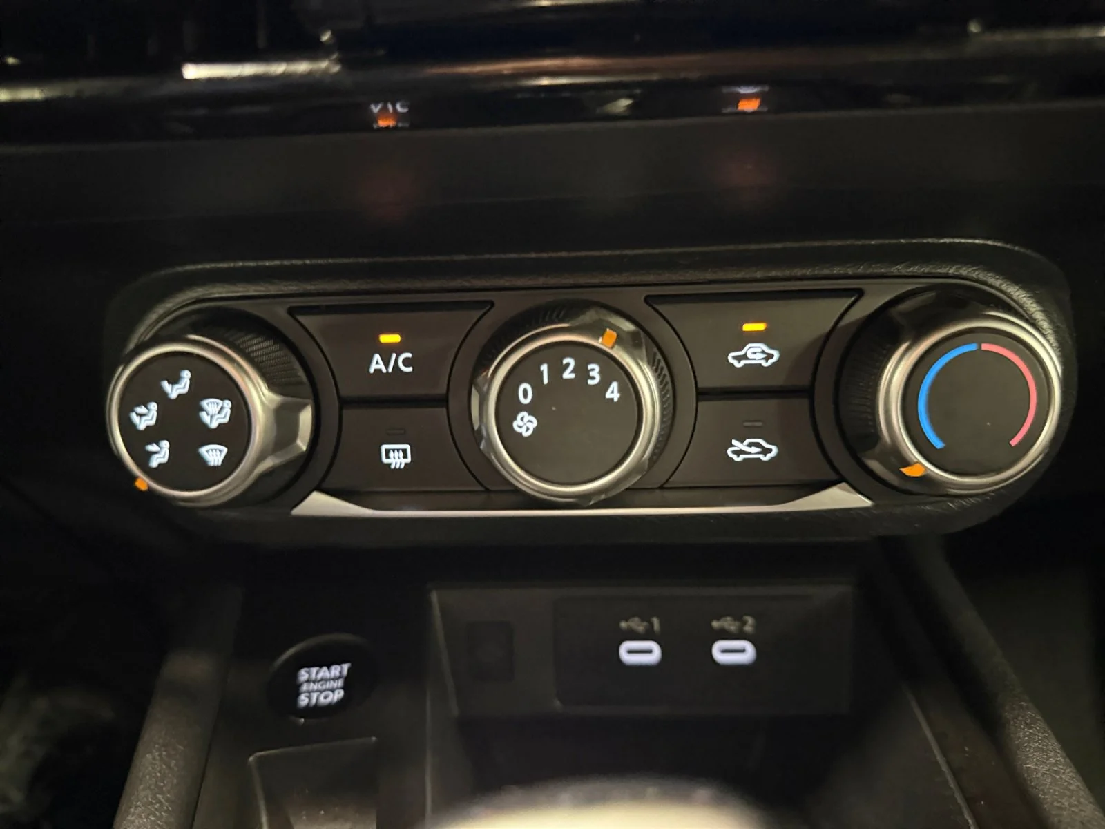 Used 2025 Canyon Bronze Metallic Nissan SV image 18